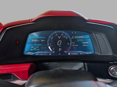 Used 2024 Chevrolet Corvette Stingray Premium Cpe w/ Battery Protection Package RWD image 26