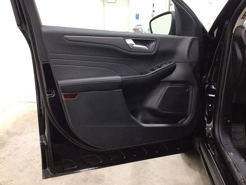 New 2026 Ford Escape SE w/ Class II Trailer Tow Package image 18