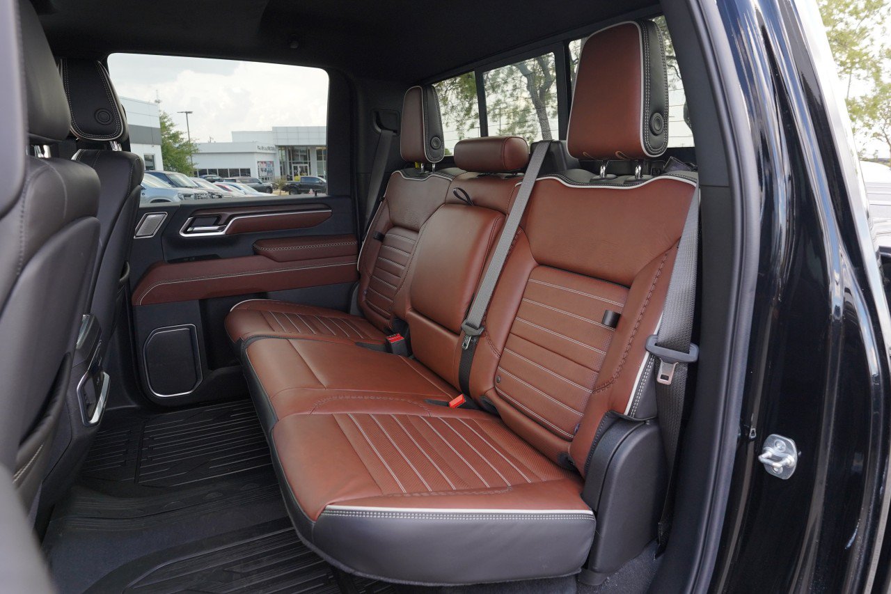 Used 2026 GMC Sierra 2500 Denali Ultimate w/ LPO, GMC Protection Package AWD/4WD image 20
