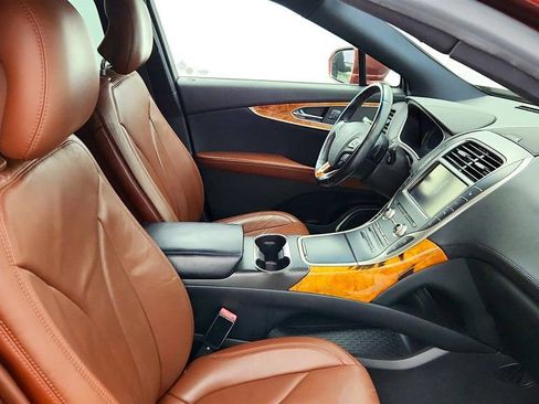 Used 2016 Lincoln MKX Reserve w/ Technology Package image 25