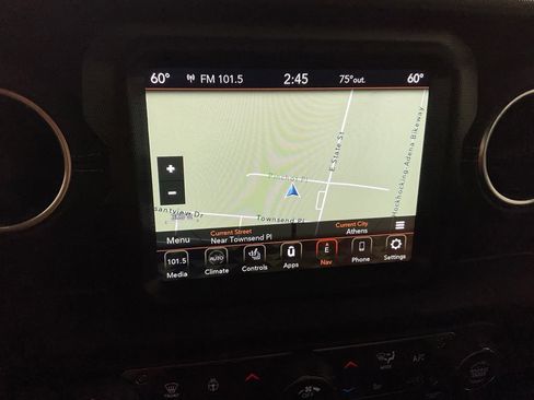 Used 2021 Jeep Wrangler Unlimited Sahara w/ Cold Weather Group AWD/4WD image 5