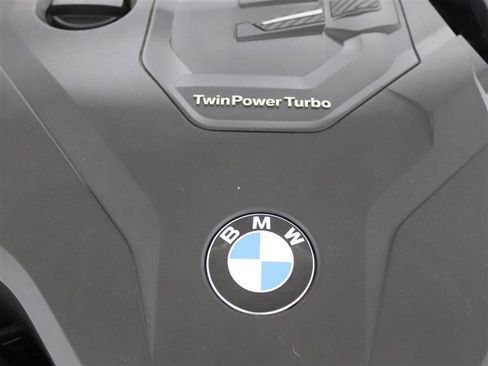 Used 2020 BMW 330i xDrive Sedan w/ Convenience Package image 32