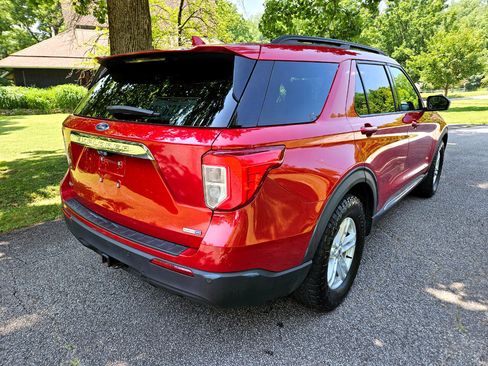 Used 2020 Ford Explorer XLT w/ Class III Trailer Tow Package image 5