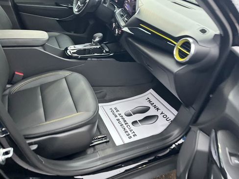 New 2026 Chevrolet Trax ACTIV w/ Driver Confidence Package image 27