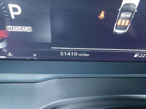 Certified 2023 Nissan Rogue Platinum w/ Platinum Premium Package FWD image 19