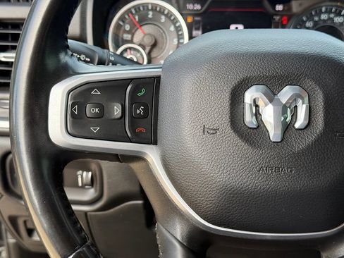 Used 2022 RAM 1500 Big Horn AWD/4WD image 16