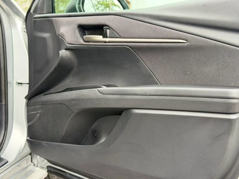 Used 2025 Toyota Camry LE FWD image 16