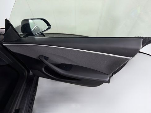 Used 2024 Tesla Model 3 Long Range RWD image 32