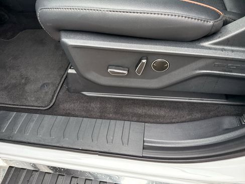 New 2025 Ford F150 Lariat w/ Equipment Group 502A High AWD/4WD image 26