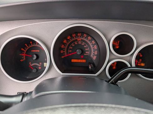 Used 2013 Toyota Tundra 4x4 Double Cab w/ Tow Pkg image 13