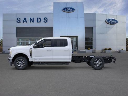 New 2026 Ford F350 Lariat image 3