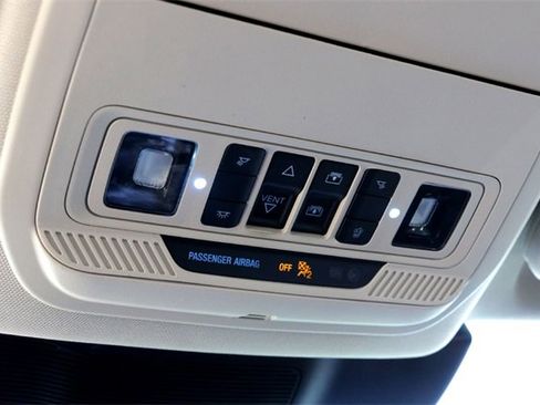 Used 2021 Ford Explorer Platinum w/ Premium Technology Package image 20