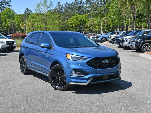 Used 2020 Ford Edge ST w/ Equipment Group 401A image 6