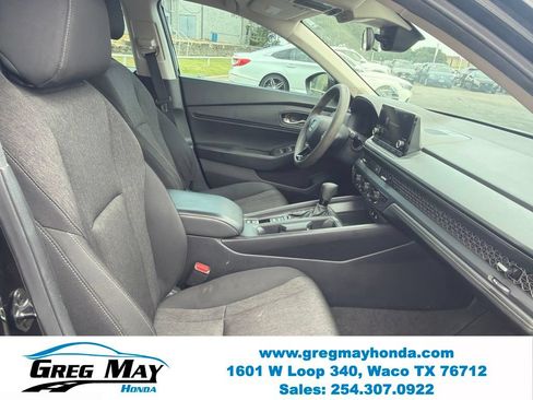 Used 2023 Honda Accord EX image 29