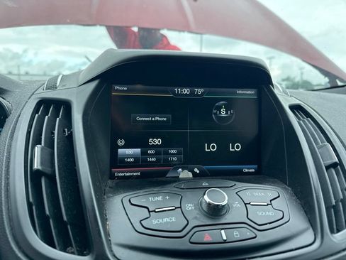 Used 2014 Ford Escape SE w/ Equipment Group 201A AWD/4WD image 7