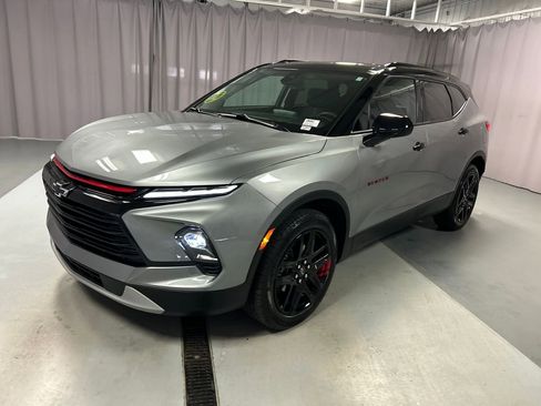 Used 2023 Chevrolet Blazer LT w/ Convenience Package image 3