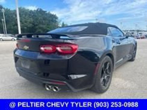 Used 2024 Chevrolet Camaro LT w/ Technology Package RWD image 8