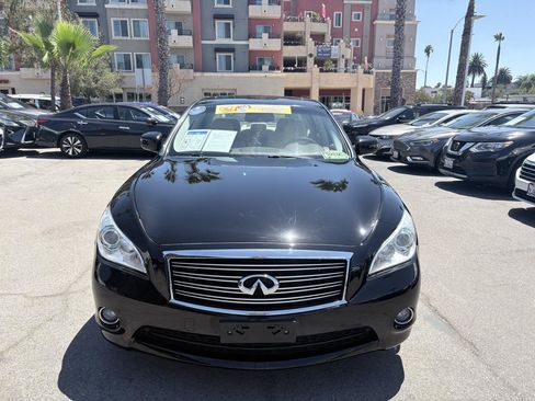 Used 2011 INFINITI M37 w/ Premium Pkg RWD image 2
