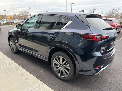 New 2025 MAZDA CX-5 Signature image 5