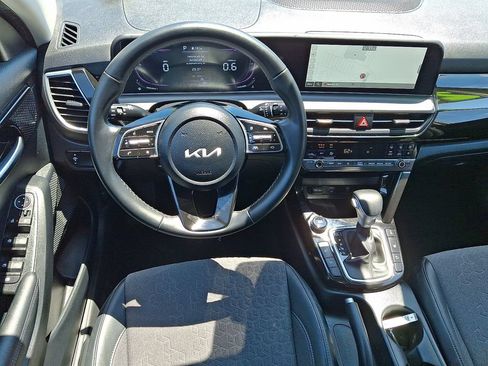 Certified 2025 Kia Seltos S AWD/4WD image 13