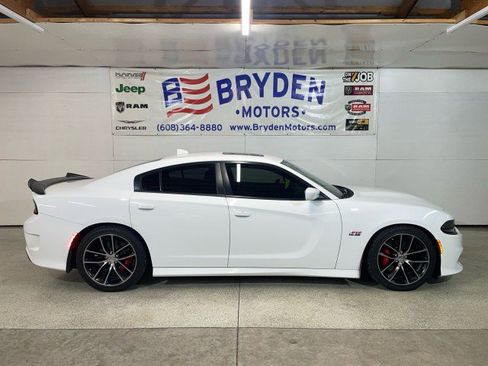 Used 2016 Dodge Charger R/T Scat Pack w/ Beats Audio Group image 1