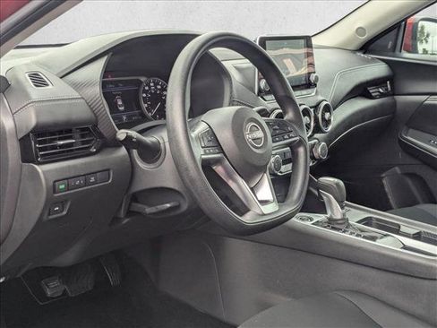 Used 2024 Nissan Sentra SV image 2