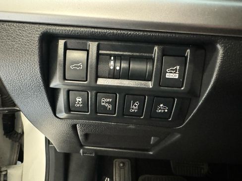 Used 2019 Subaru Outback 2.5i Premium AWD/4WD image 12
