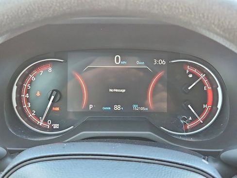 Used 2023 Toyota RAV4 XLE w/ Convenience Package image 11