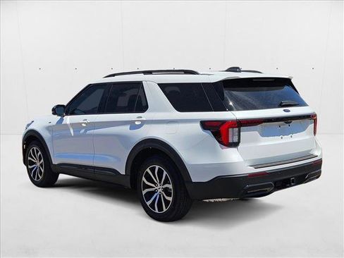 New 2025 Ford Explorer ST-Line image 9