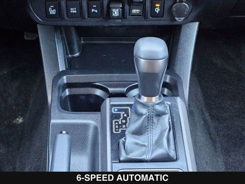 Used 2022 Toyota Tacoma TRD Sport w/ Technology Package RWD image 21