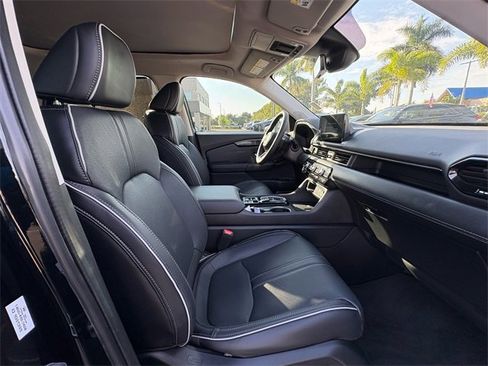 Used 2023 Honda Pilot Elite image 15