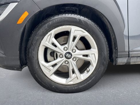 Used 2023 Hyundai Kona SEL image 12
