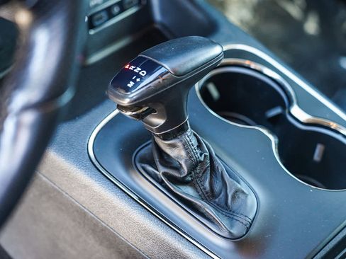 Used 2018 Dodge Durango GT image 18