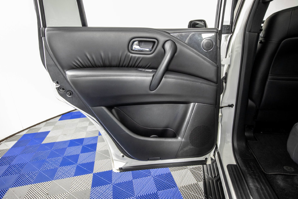 Used 2023 Nissan Armada SL w/ Midnight Edition Package RWD image 16