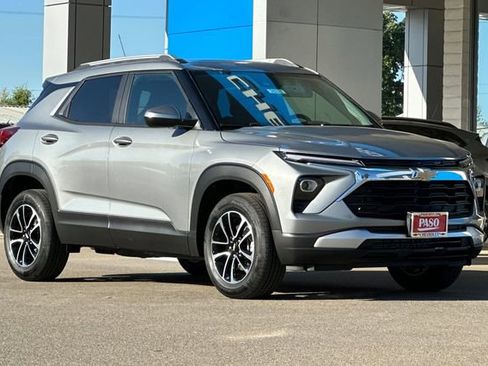 New 2026 Chevrolet TrailBlazer LT w/ Convenience Package image 2
