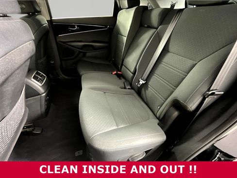 Used 2020 Kia Sorento LX AWD/4WD image 20