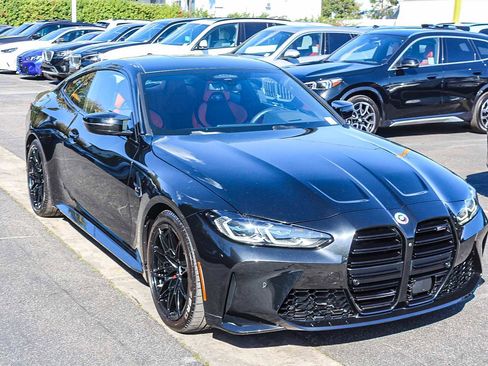Used 2023 BMW M4 Competition image 3