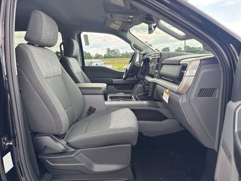 New 2026 Ford F250 XLT w/ XLT Premium Package image 20