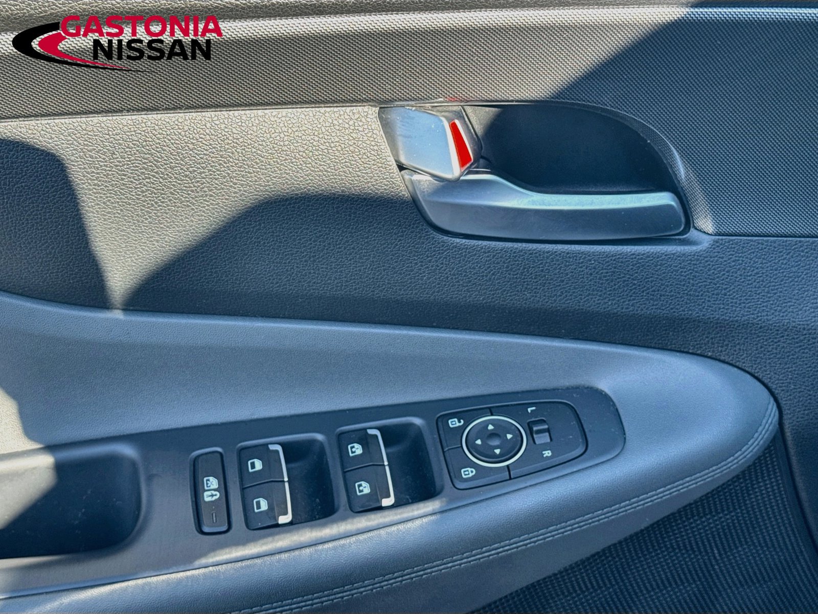 Used 2023 Hyundai Santa Fe SEL AWD/4WD image 23
