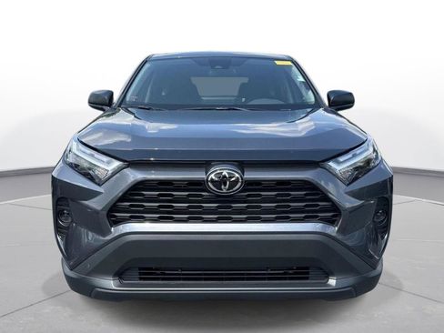 Used 2025 Toyota RAV4 LE FWD image 3