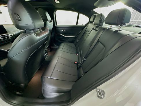 Used 2024 BMW 330i Sedan image 29