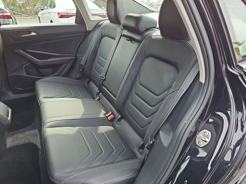 Used 2020 Volkswagen Jetta SEL Premium image 13