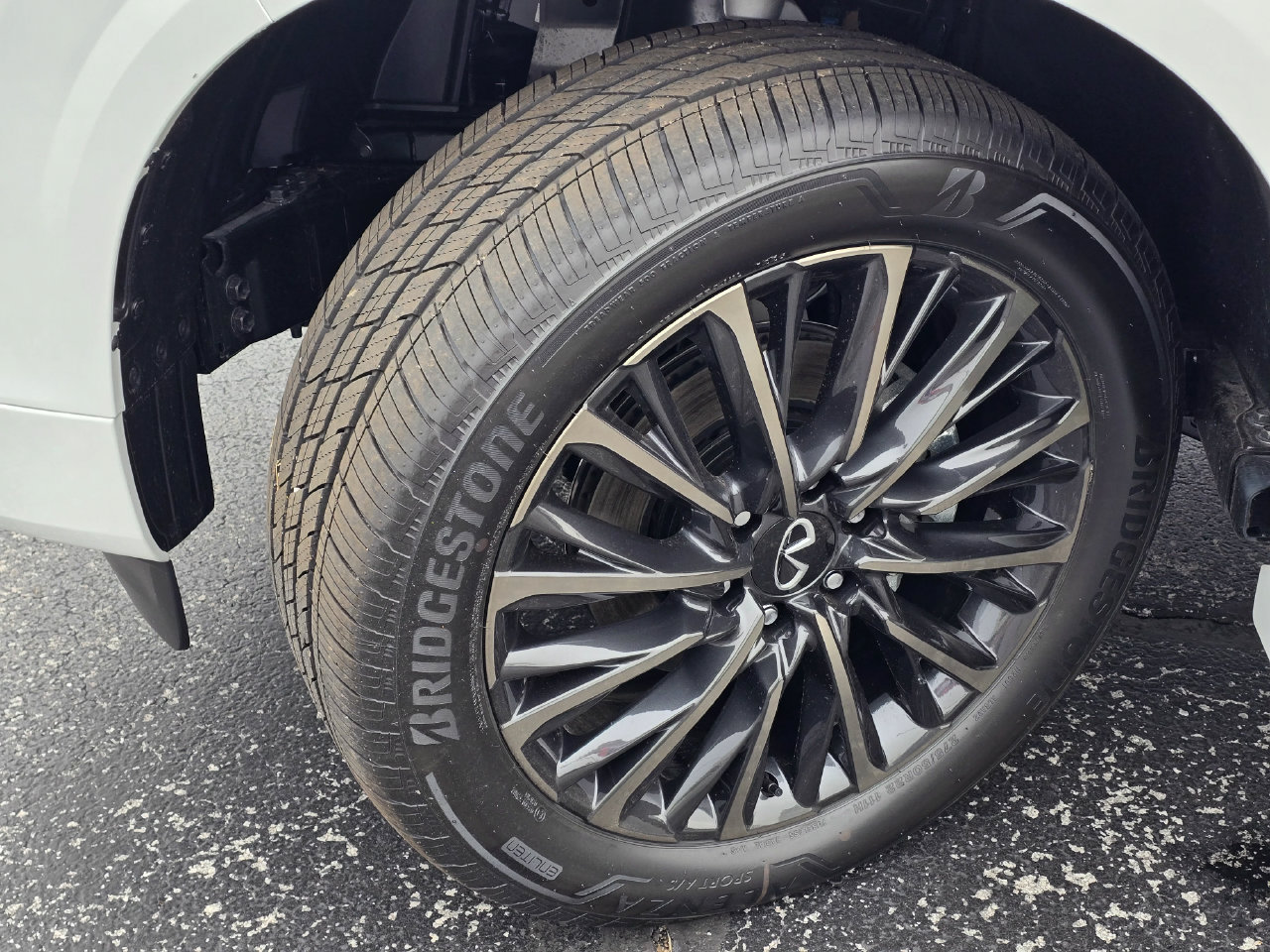 New 2027 INFINITI QX80 Autograph AWD/4WD image 12