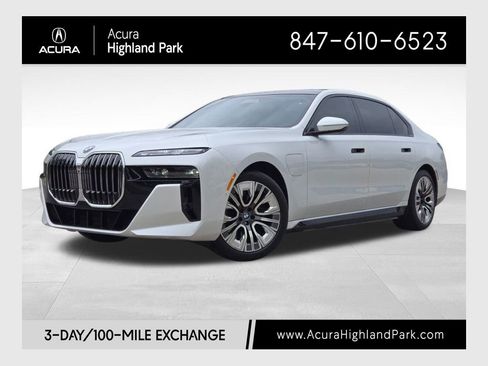 Used 2024 BMW 750e xDrive w/ Executive Package image 1