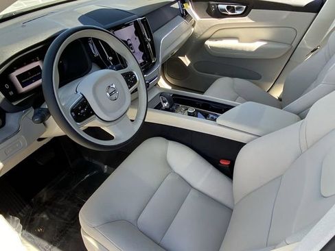 New 2025 Volvo XC60 T8 Plus image 19