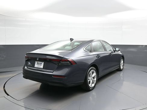 Certified 2023 Honda Accord LX image 6