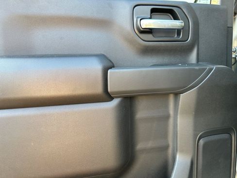Used 2026 Chevrolet Silverado 1500 Custom Trail Boss w/ LPO, Dark Essentials Package AWD/4WD image 35