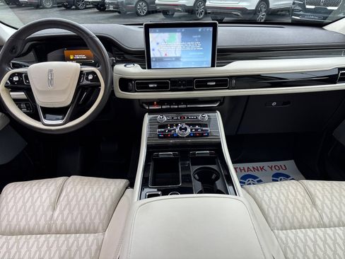 Used 2023 Lincoln Aviator Black Label w/ Dynamic Handling Package image 29