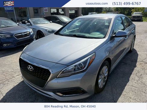 Used 2016 Hyundai Sonata SE image 1