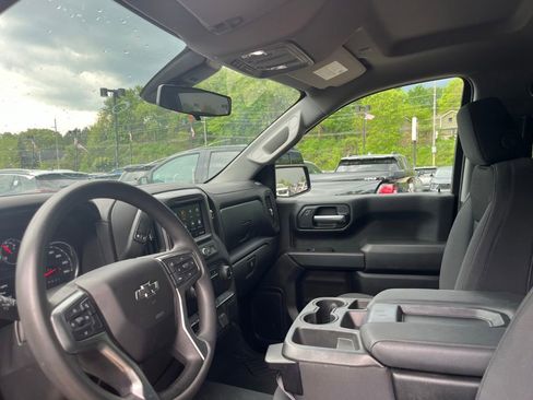 Used 2021 Chevrolet Silverado 1500 Custom Trail Boss w/ Midnight Edition AWD/4WD image 20